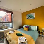 Iconic City Centre Apartment In The Devonshire Quarter